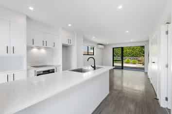 26 Whakahui Lane, Mangere Bridge