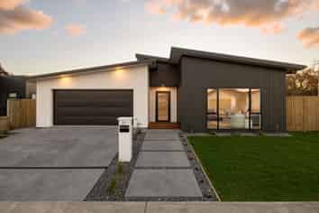 27 Whakahaumako Road, Cambridge