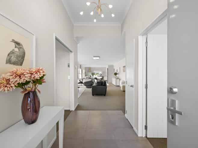 12 Brookwater Avenue, Northwood
