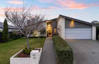 12 Brookwater Avenue, Northwood
