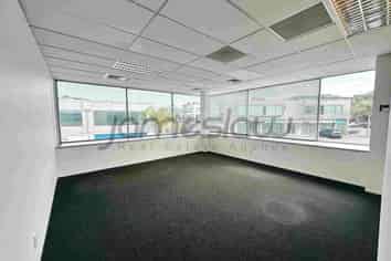 Great Value 174sqm Office in Albany