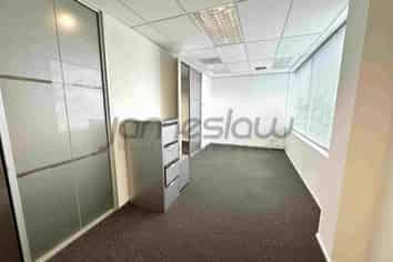 Great Value 174sqm Office in Albany