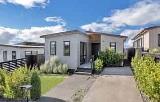18 Canna Street, Totara Park