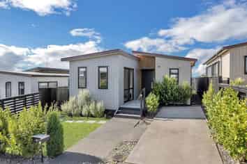 18 Canna Street, Totara Park
