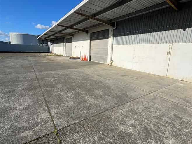 Warehouse, Office and Amenities