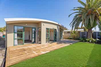 51a Cook Drive, Whitianga