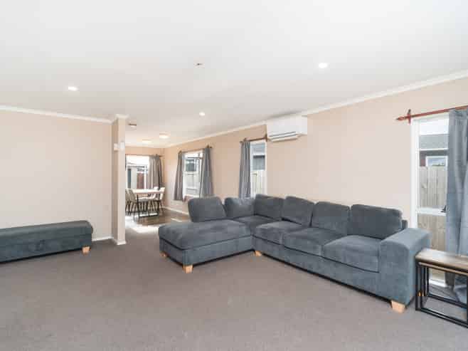 11 Paradise Place, Milson