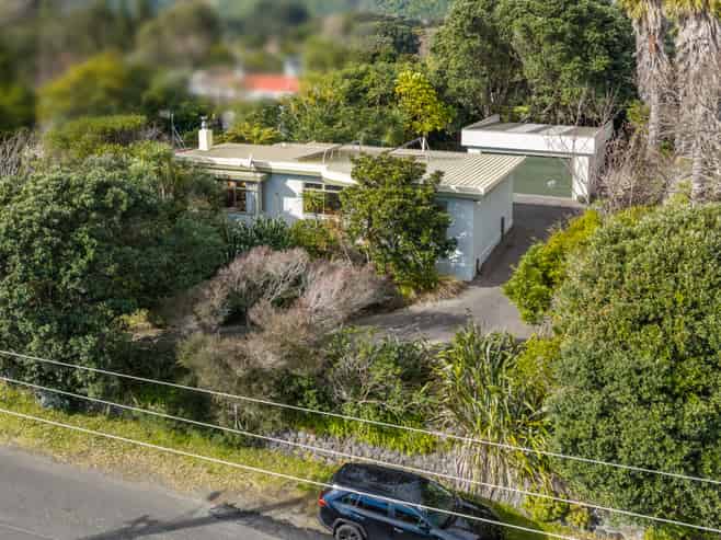 5 Tennis Court Road, Raumati South