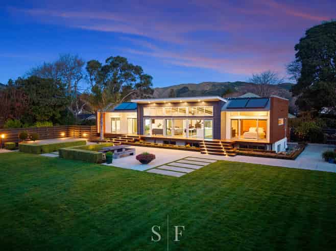 8 Ngarara Road, WAIKANAE