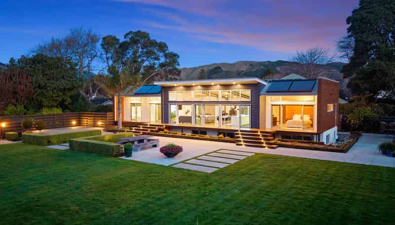 8 Ngarara Road, WAIKANAE