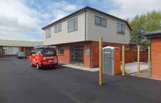 R3/76A Peer St, Ilam