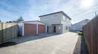 Open gallery