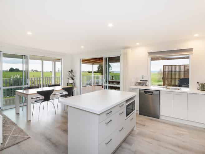 580 Mount Stewart Halcombe Road, Halcombe