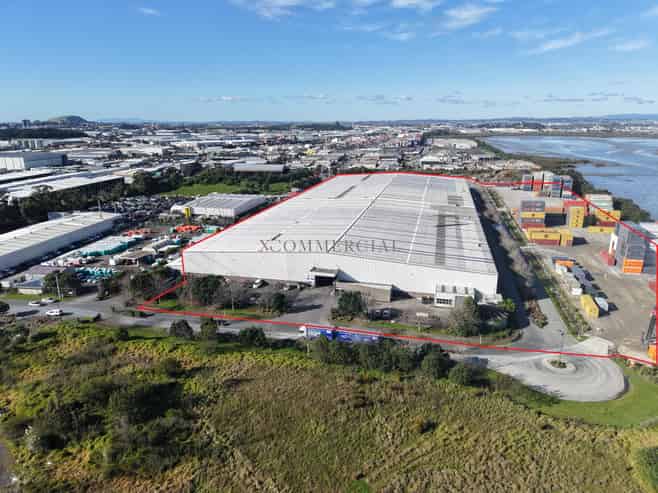 30,610sqm | Large Scale Distribution