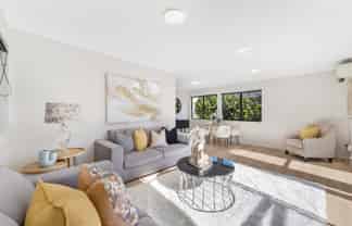 2/102 Elliot Street, Howick