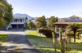 84 and 82 Ngamotu Road, Hilltop