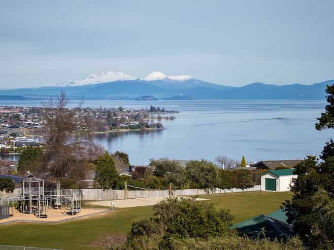 84 and 82 Ngamotu Road, Hilltop