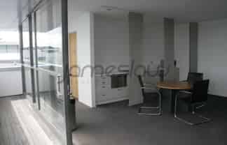 77sqm Office -  ON TOP OF THE WORLD