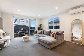 28 Waka Ama Road, Karaka