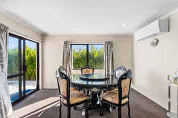36 Anne Burton Drive, Warkworth