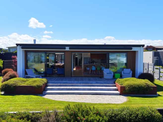 10 Kurapoto Lane, Rainbow Point
