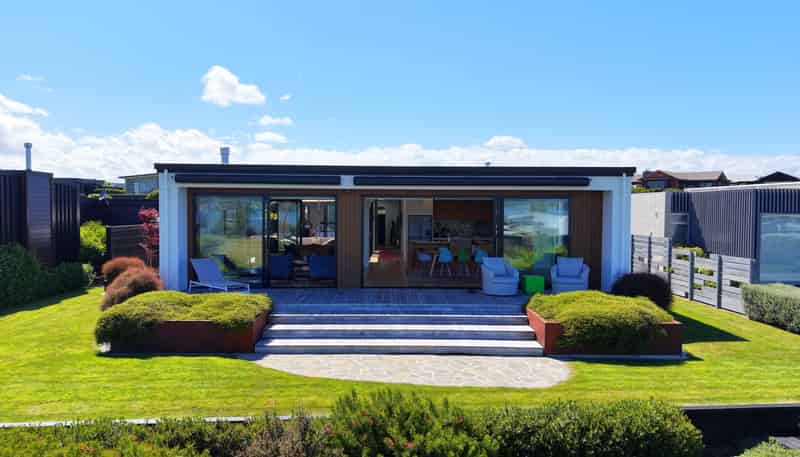 10 Kurapoto Lane, Rainbow Point