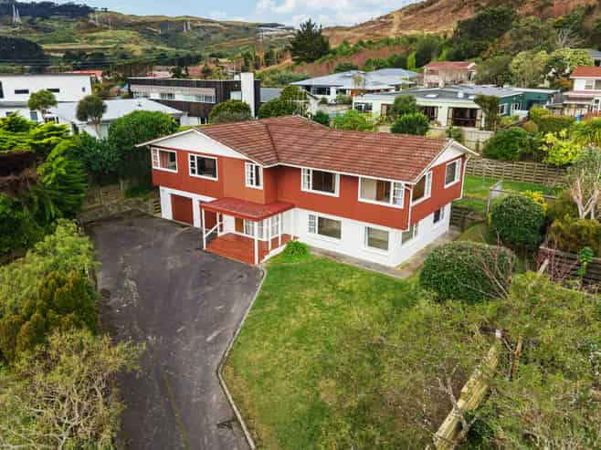 1 Bede Grove, Tawa
