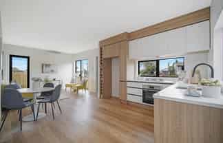 15B Stonex Road, Papatoetoe