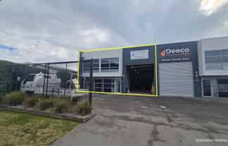 310m2* Warehouse/Office in Hillsborough