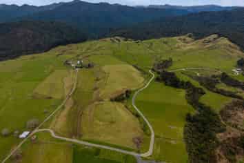 74 Poads Road, LEVIN