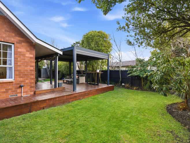 7 Calbreath Place, Avonhead