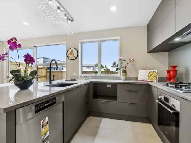 7 Karikari Crescent, Takanini