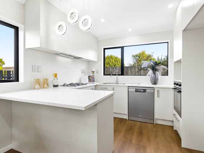 16A Paton Avenue, Papatoetoe