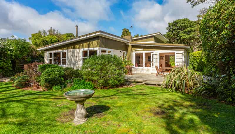 20 Kohekohe Road, Waikanae