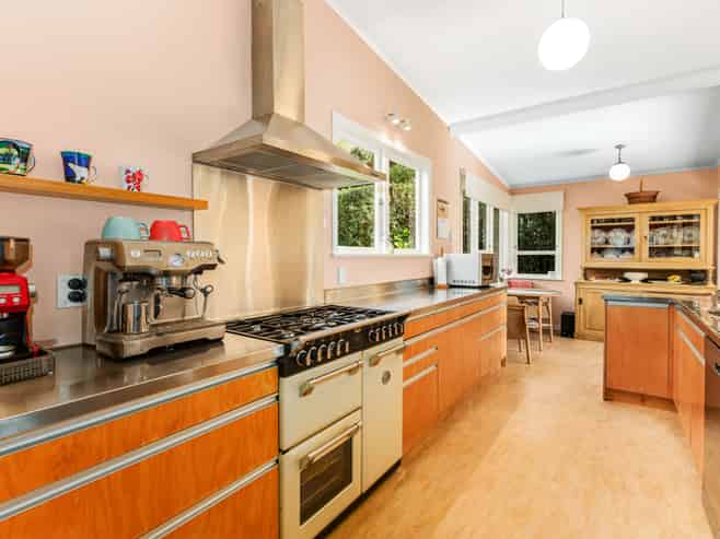 20 Kohekohe Road, Waikanae