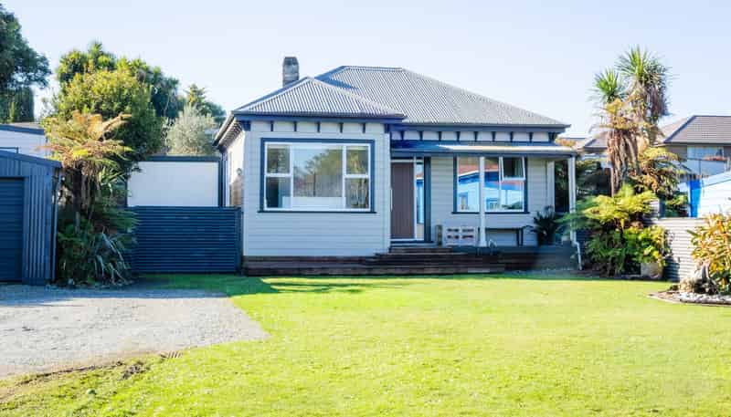 150 Stafford Street, Hokitika