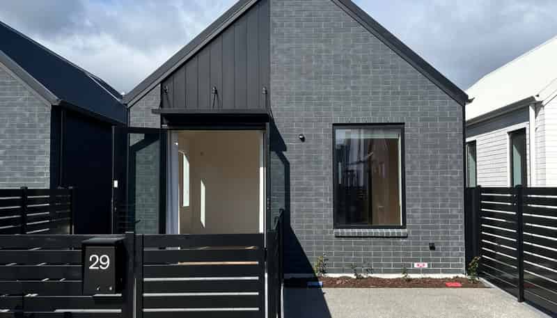 160 Mazengarb Road, Paraparaumu