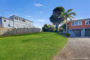 2 Bickerstaffe Road, Maungaturoto