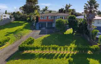 2 Bickerstaffe Road, Maungaturoto