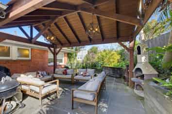 2 Bickerstaffe Road, Maungaturoto
