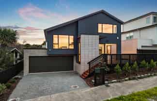 2A Carlisle Street, Glendowie