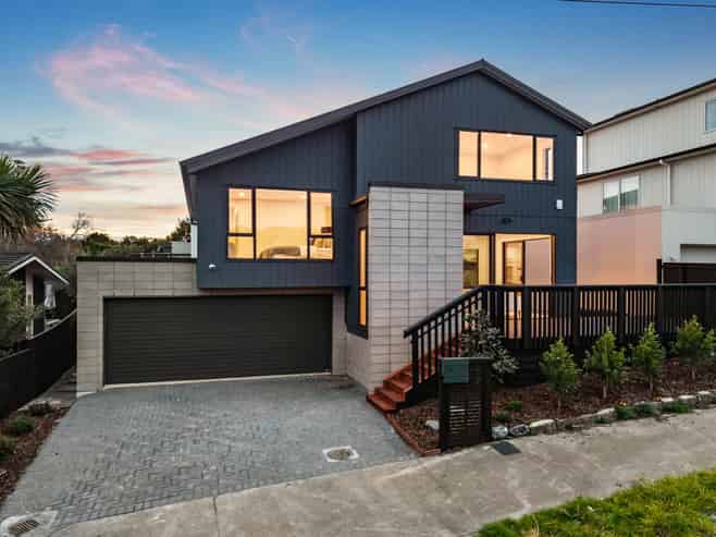 2A Carlisle Street, Glendowie