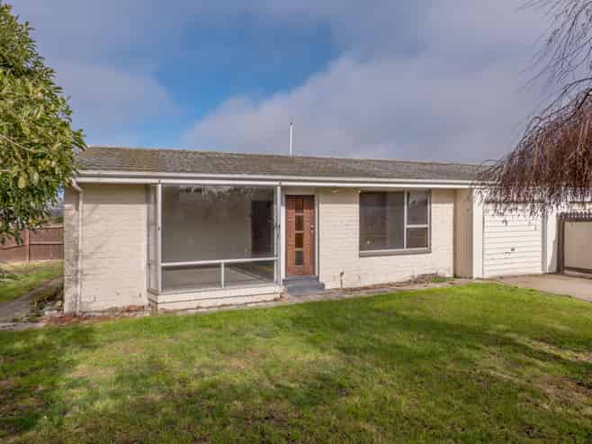 69 Arran Crescent, Woolston