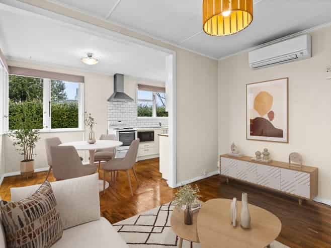 15 Tasman Street, Havelock North