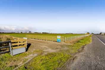6.55 Acres Prime Positioned Commercial Land