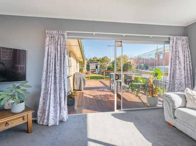 44 Arun Street, Marchwiel