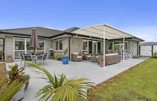 12 Nolan Place, Katikati