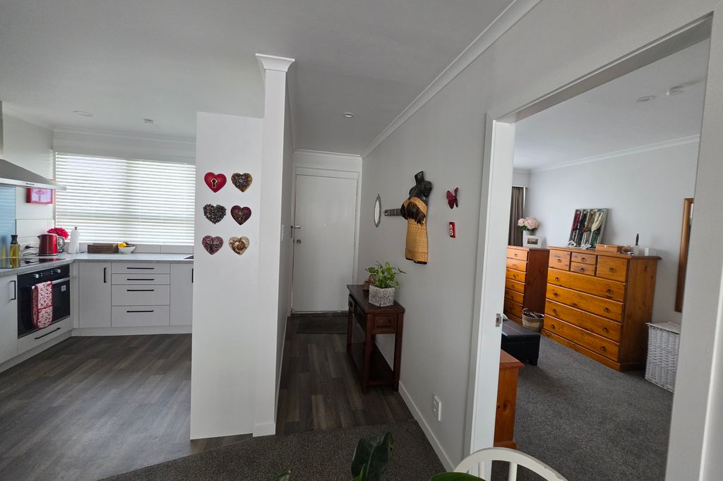 Modern Apartment Living 2