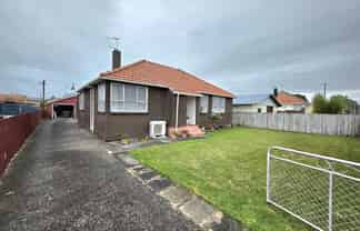 16 Nelson Street, Waitara