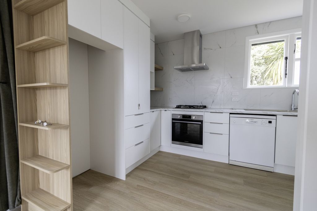 Newly Renovated 3-Bedroom Home with Double Garage 1